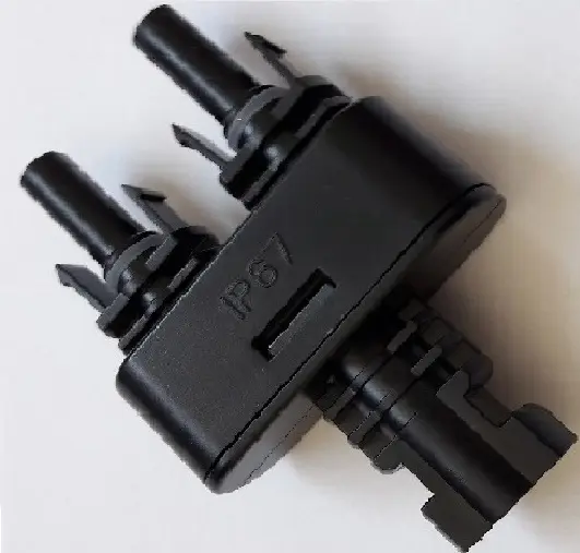 Solární konektor MC4 (kompatibilní) slučovací / rozbočovací 2-plus 1-mínus